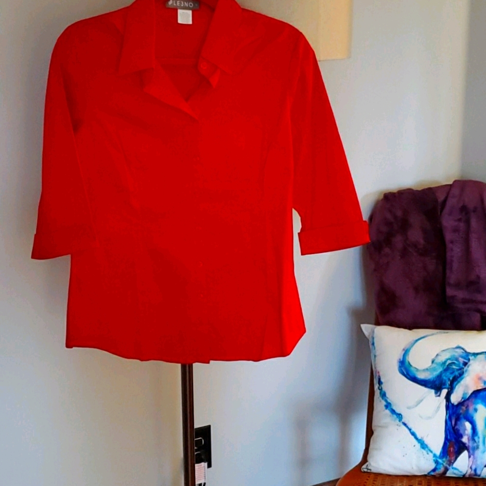 Comfortable seasonless with flip cuffs  3/4 Sleeve